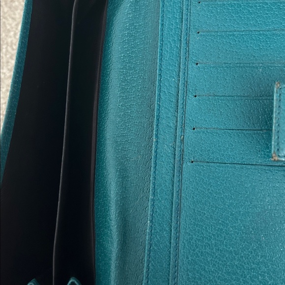 Vintage Gucci GG Canvas Continental Wallet with Teal Leather Trim - Picture 5 of 6